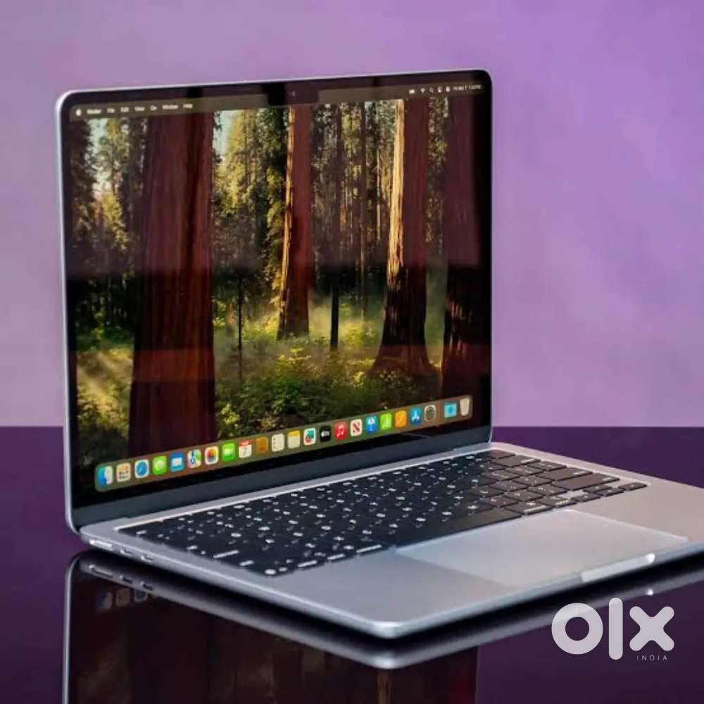 M4 Macbook 16/256 GB