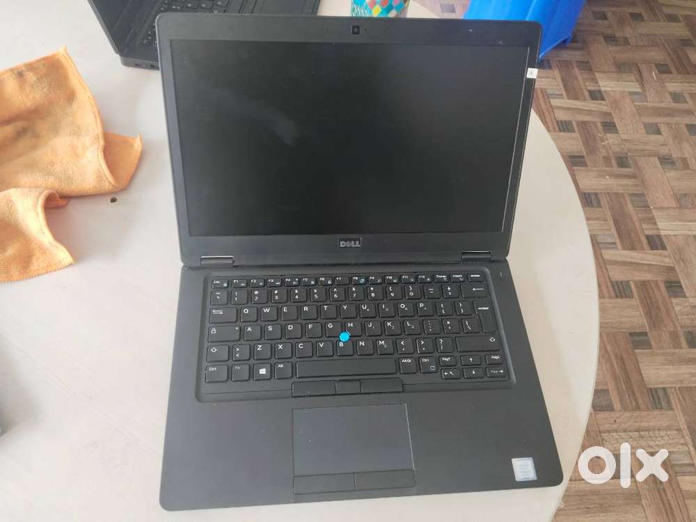 DELL I5 6TH GEN//8 RAM//256 SSD