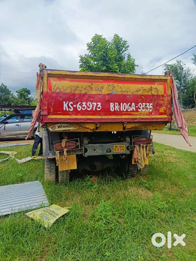 Tipper 912