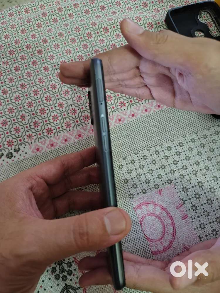 Realme 20 A narzo 4G RAM 64 GB memory