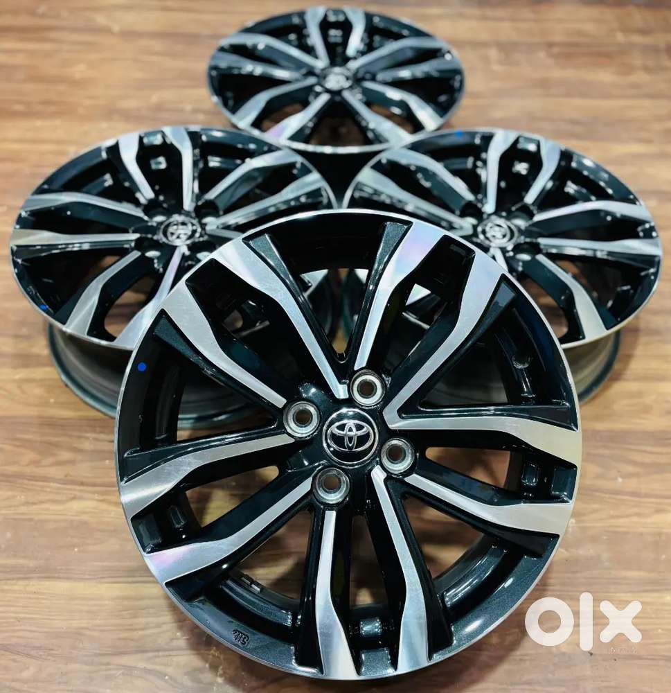 16inch Toyota Taisor Dual tone OEM Alloys set of 4