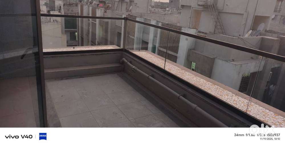 820 Sqft Unfurnished 5th Floor Office with Terrace Available for Sale