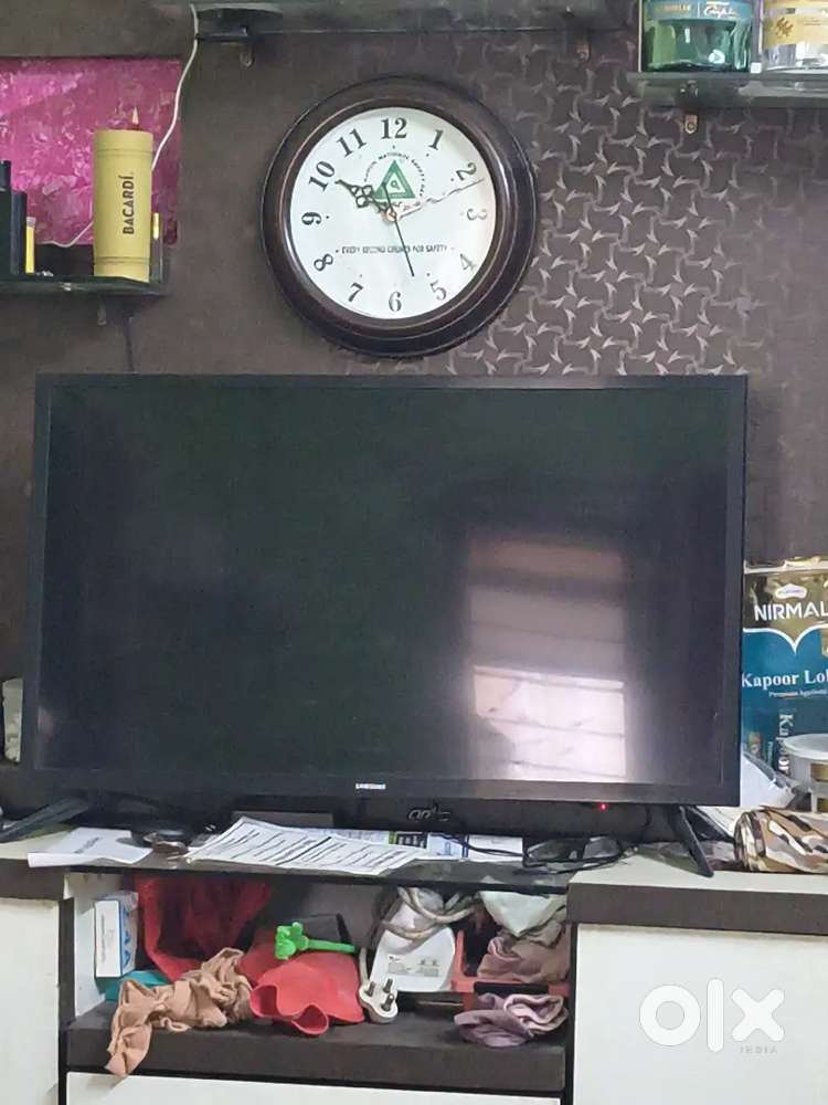 I want Sell Samsung TV nd Artis Sound Bar