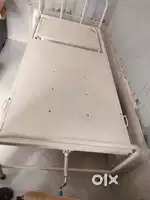 Inclined adjustable bed