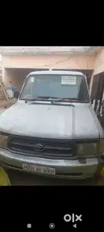 Toyota Qualis 2002