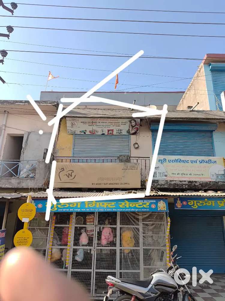 Shop sell in 1st floor with trios 12x16 feet shop