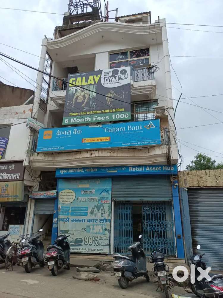 Want to rent hall for business purpose on prime location on 1st floor