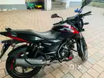 Pulsar 150 Black and red