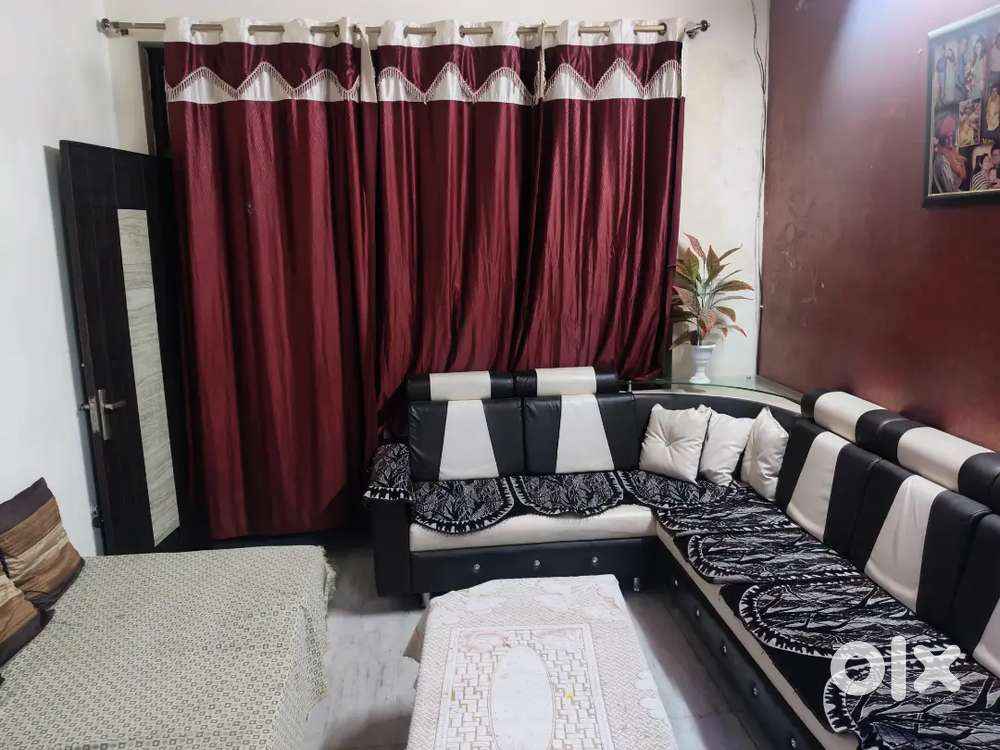 Well maintained East facing house in reputed colony Vaishali Nagar