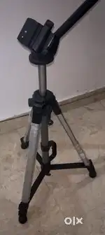 JESSOPS-TP 323 SOLID ALUMINIUM TRIPOD STAND