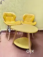 Beautiful Coffee/Tea Table with set of 2 Chairs