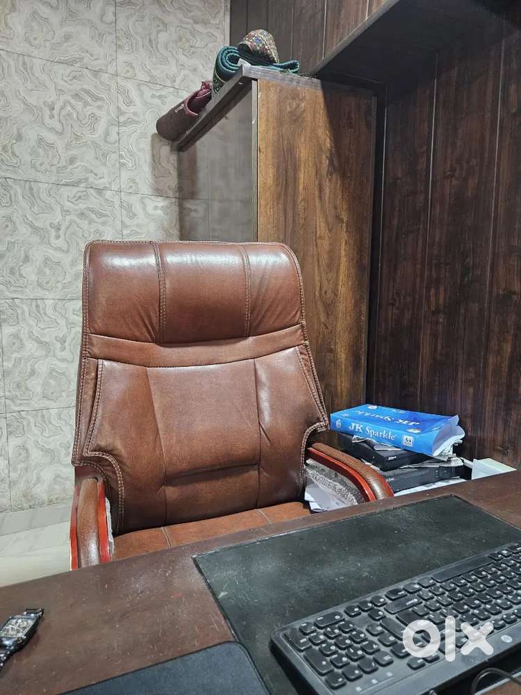 Senior accountant required