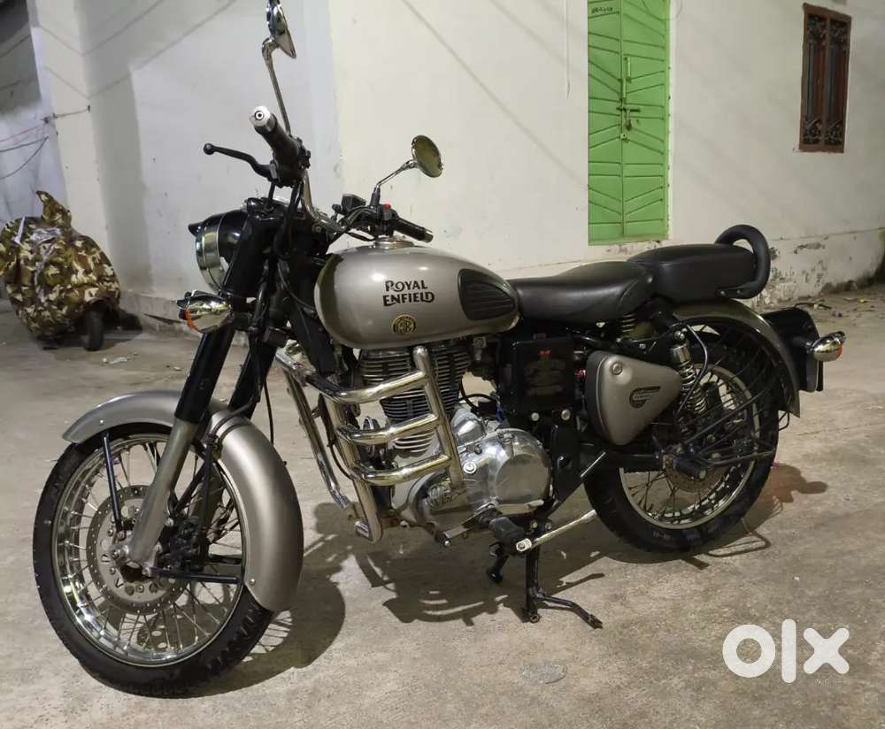 Royal Enfield classic 350 Bullet Double disk unused vehicle les drivn
