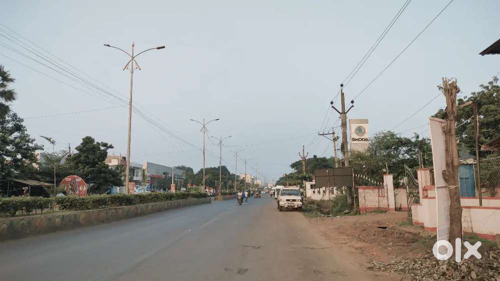 VEDAYAPALAM & AYYAPAGUDI MAIN ROAD SITE 16.5 ANK SITE 7.5 LAKHS ONLY