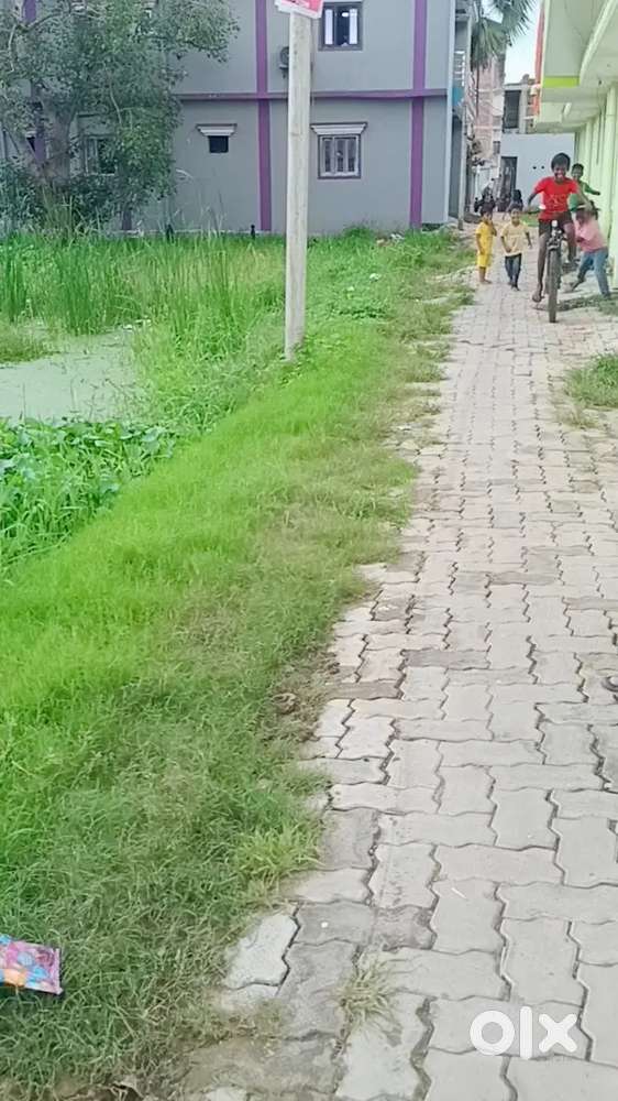 Sampatchak block ke pass plot kharide