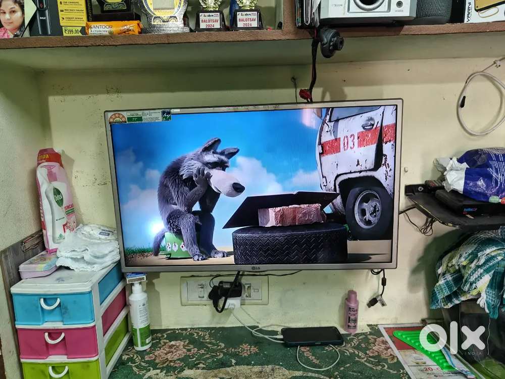 32LF561D-TF.ATRLJL / LED TV