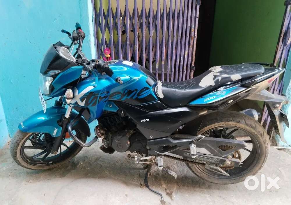 Hero xtream 200. Hai 2019 me liye the ishme koi problm ni hai