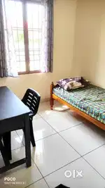 PG/ SINGLE ROOMS FOR RENT @ THAMPANOOR