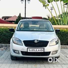 Skoda Rapid 2013-2016 1.5 TDI AT Elegance Plus Black Package, 2015, ..