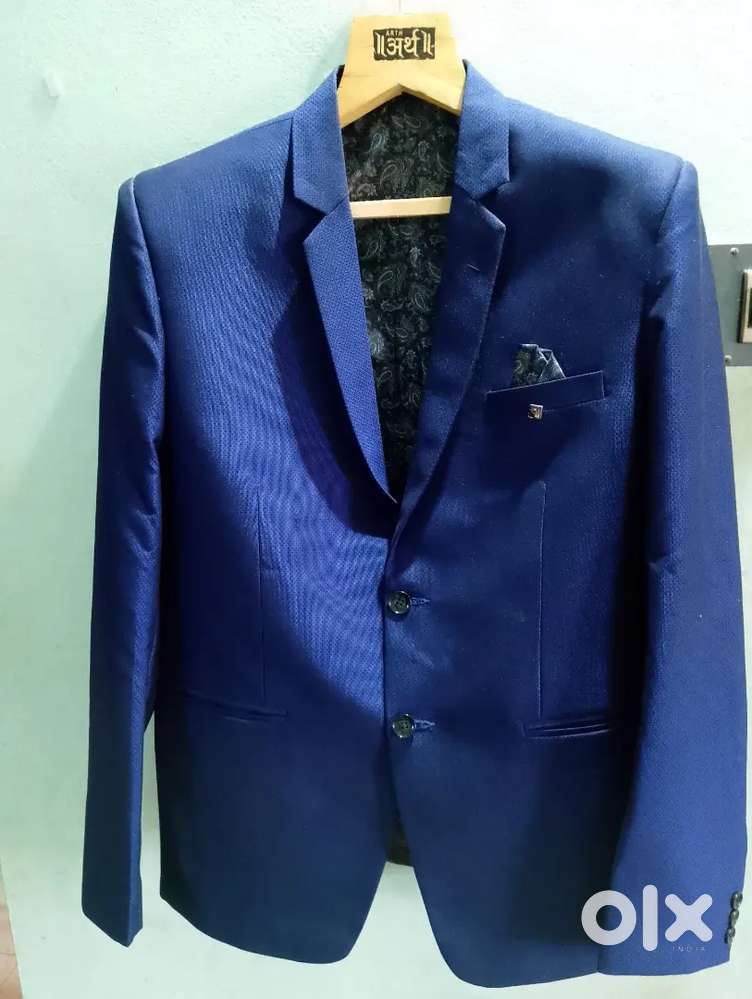 Suit for men
