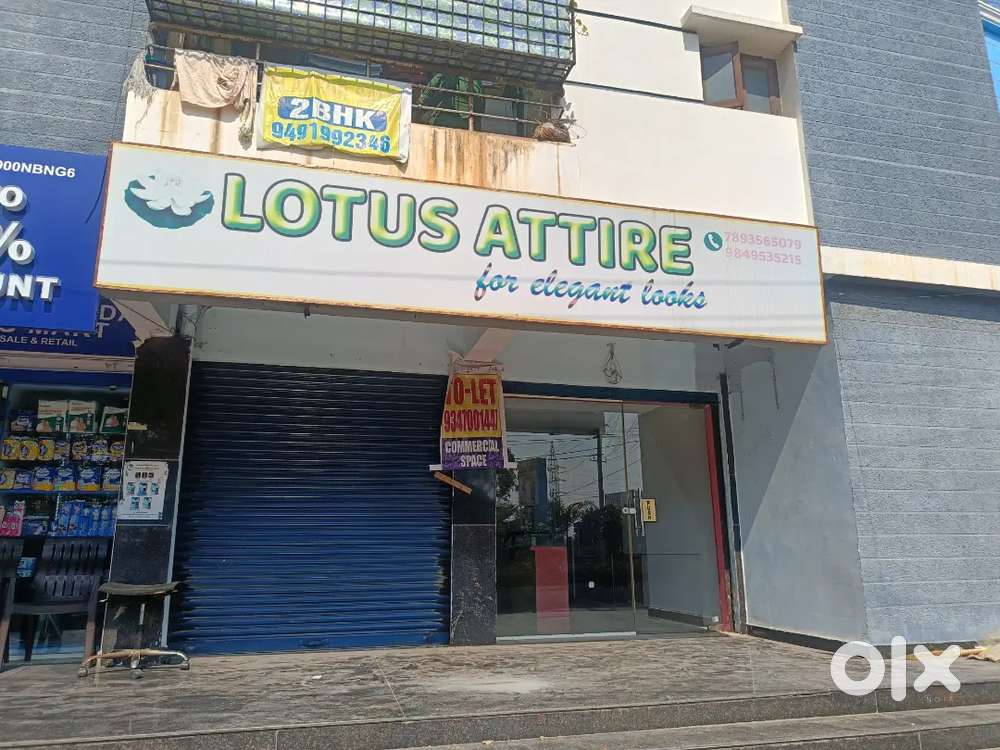 Commercial space for diagnostics or labs