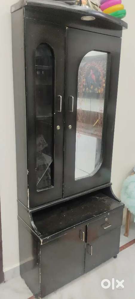 Dressing table