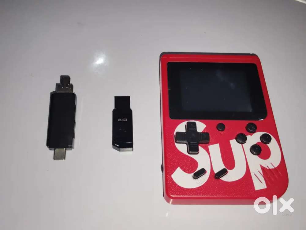 COMBO PACK OF ELECTRONIC NEW ITEMS .
