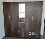 NEW 5 DOOR WARDROBE WITH MIDDLE MIRROR AVAILABLE WITH MULTIPLE COLORS