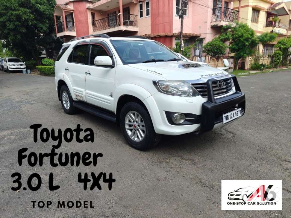 Toyota Fortuner 4x4 Manual Limited Edition, 2013, Diesel