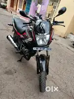 Gadi mein Koi Kam nahin Hai aakarshit kar sakte hain gadi showroom con