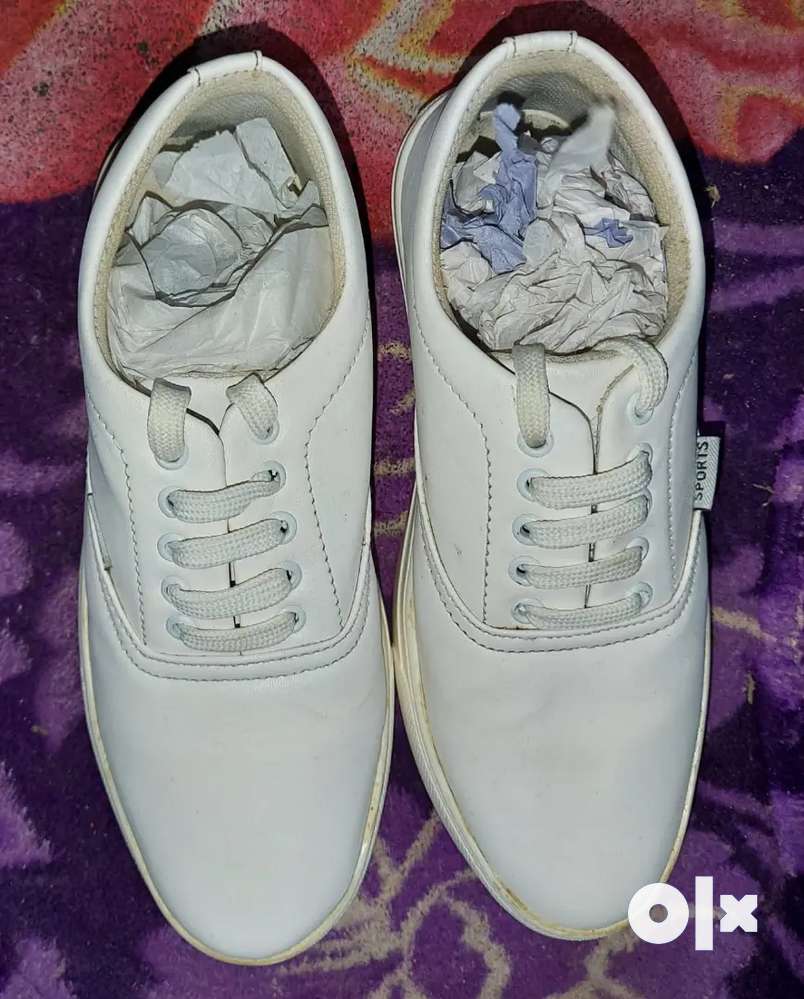 Men's White Sneakers Shoe