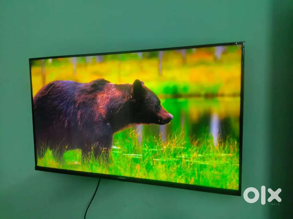 Sony  32 smart android LED just 7200 only