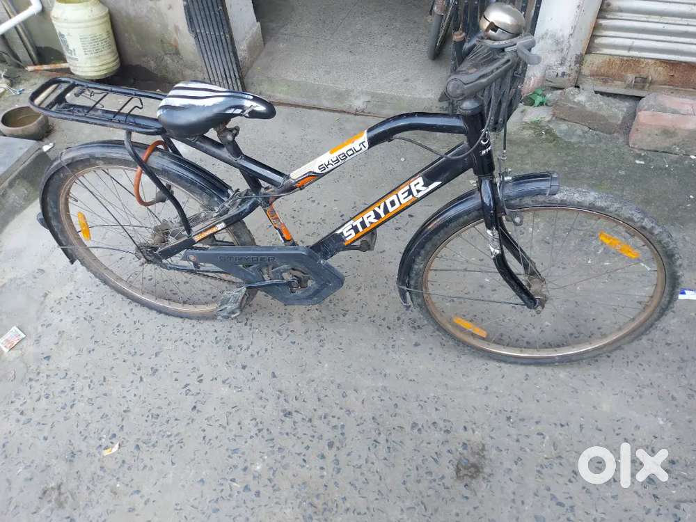 TataStryder cycle black