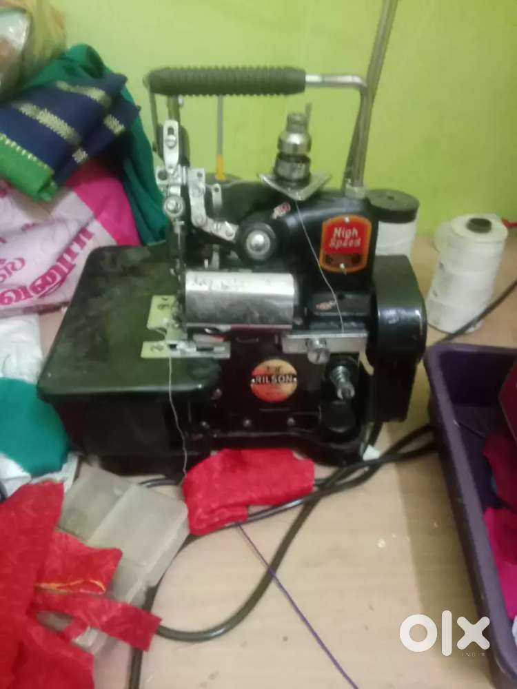 Tailor and overlock machine