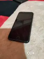 IPhone 7 128 GB glossy black color