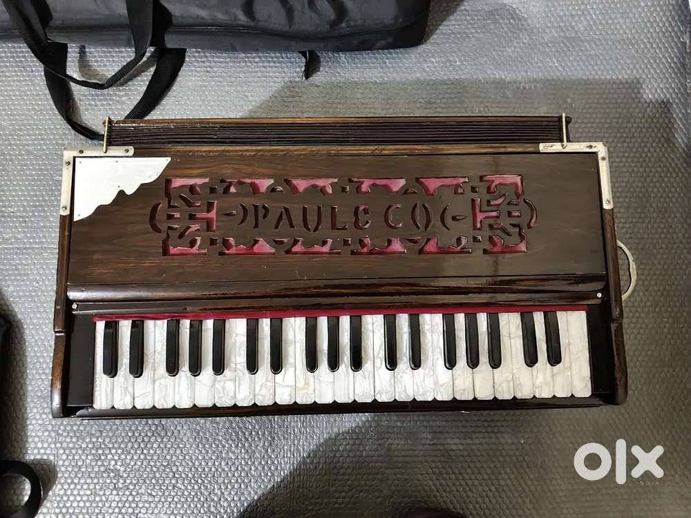 Harmonium excellent condition