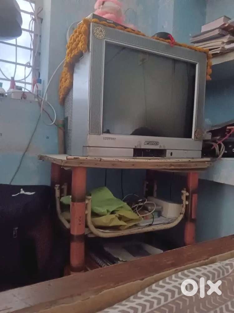 Tv is full in condition
