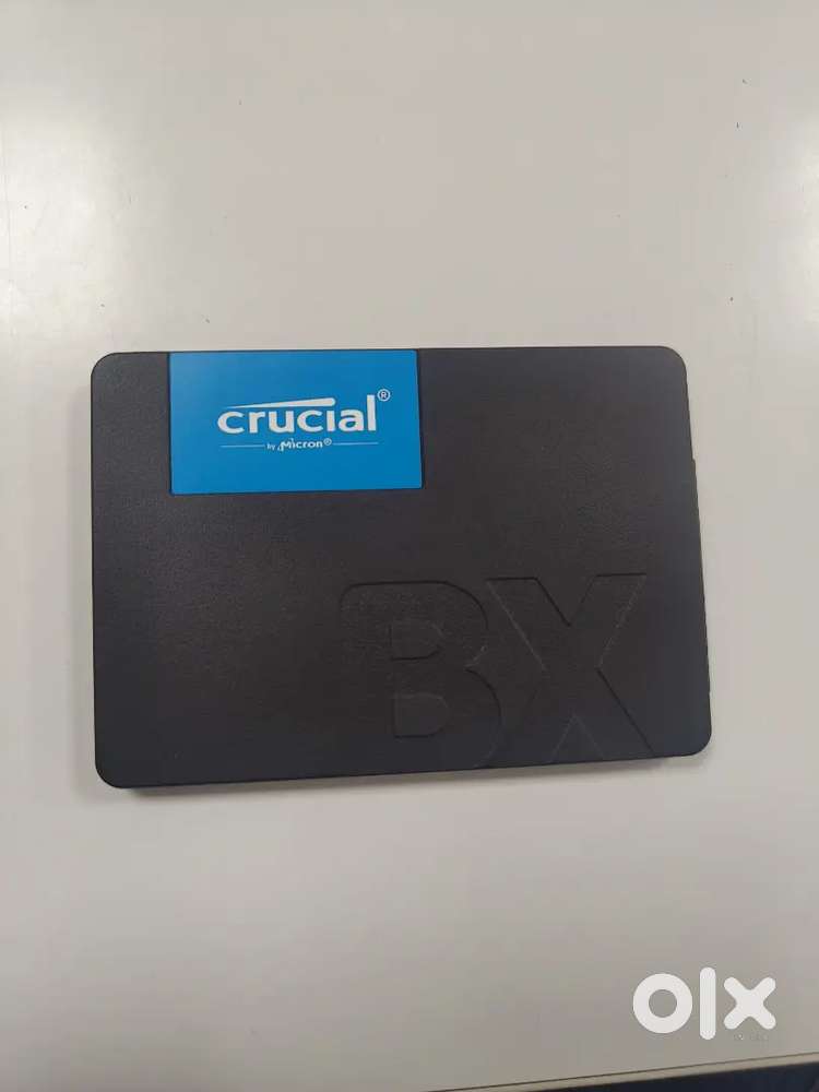 Crucial 500 GB SSD