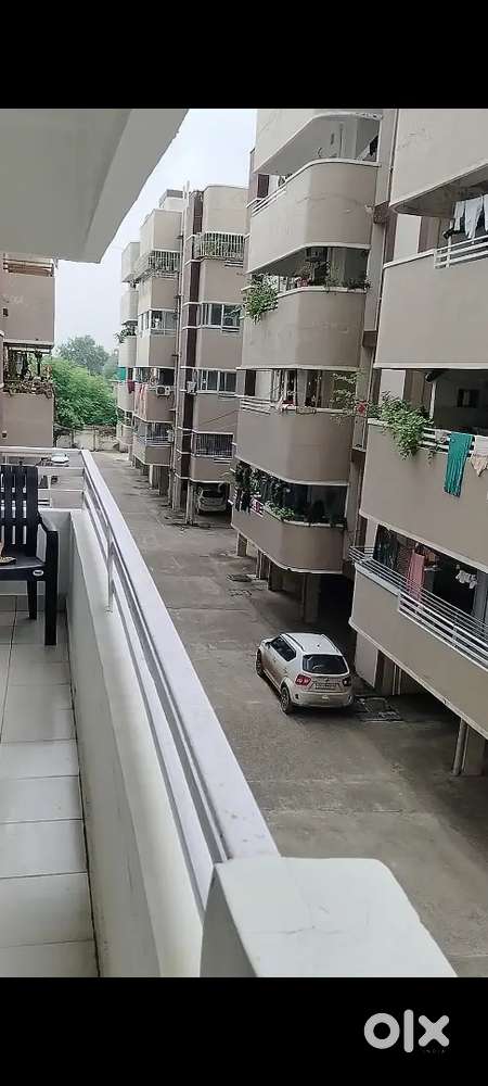 3bhk fully furnished flat for rent near Apollo hospital