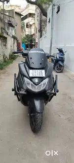 Suzuki burgman good condition showroom first owner