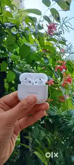 Airpods 4 with ANC