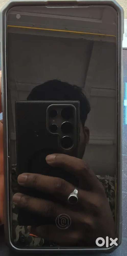 I want to sell my oneplus 2t with  original bill box and charger