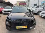 Hyundai Venue SX Knight Edition  MT, 2024, Petrol