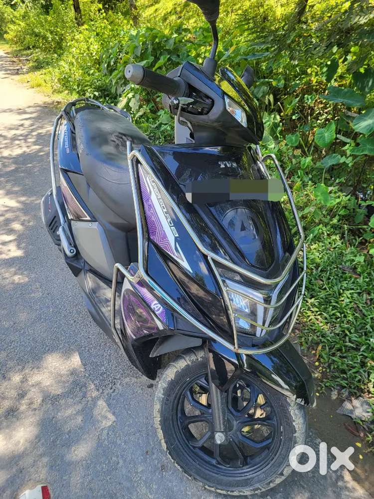 TVS Ntorq 125, Scooty for sale.