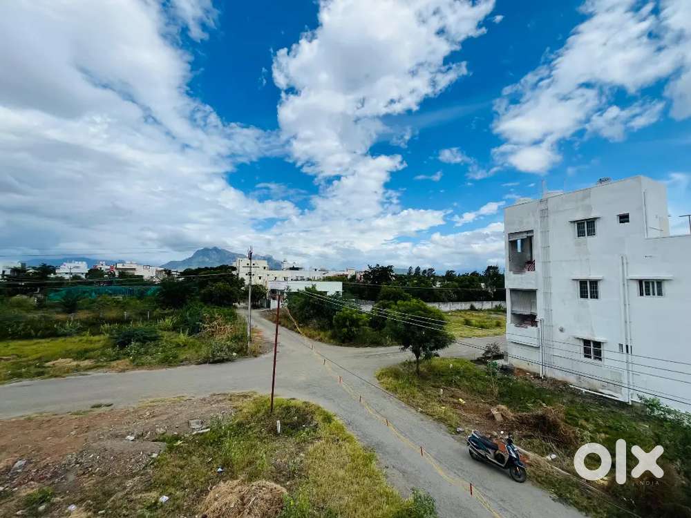 Just 100 Meter From Bus stand - CHIZ-SEZ IT PARK SARAVANAMPATTY