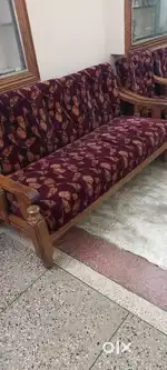 Five seater wooden sofaset