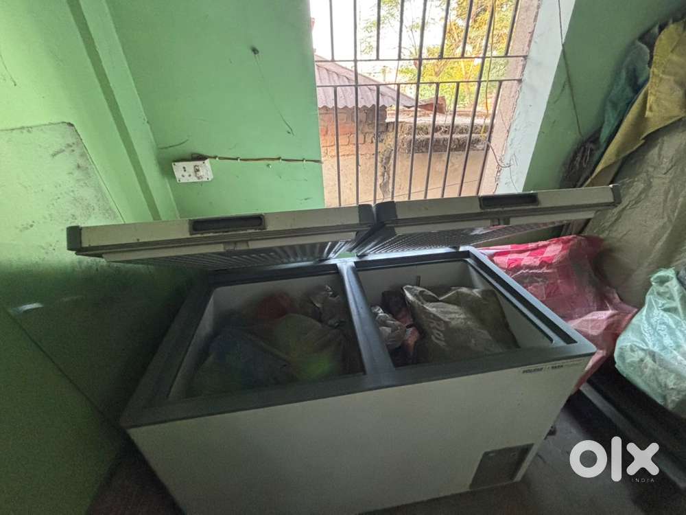 VOLTAS DEEP FRIDGE TATA PRODUCT