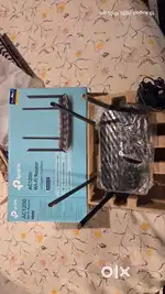 TP Link AC 1200 Wifi Router, Bill, Box, Excellent Condition
