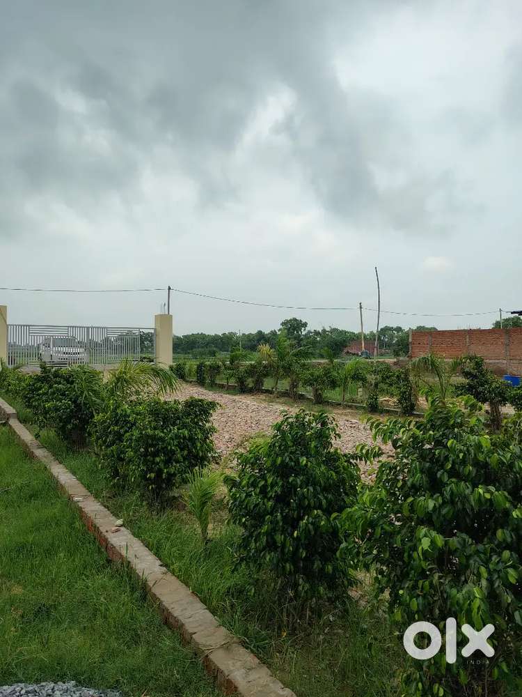 Nagar Nigam plot available near market hospital waking distance