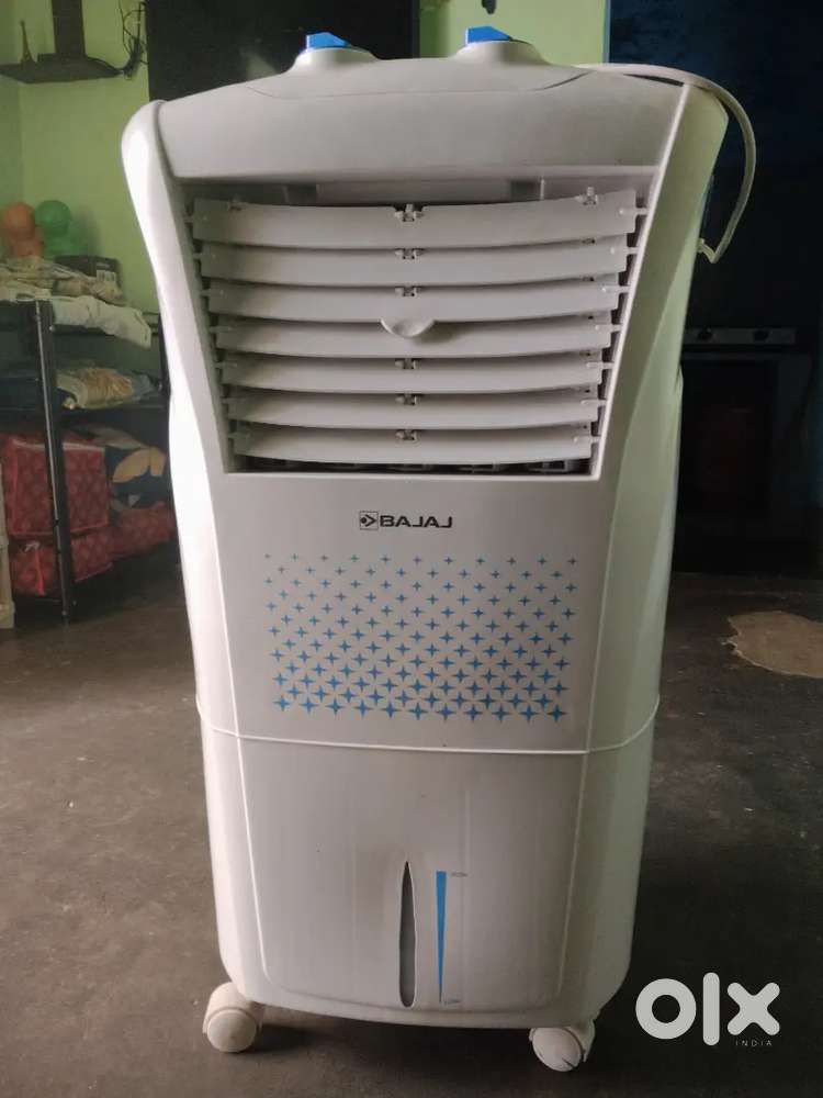 Bajaj cooler